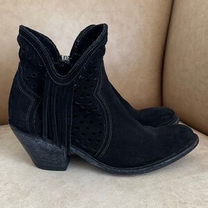 Shyanne Nicki Ankle Western Bootie Black Suede Size 8.5 Fringe Festival Cowgirl